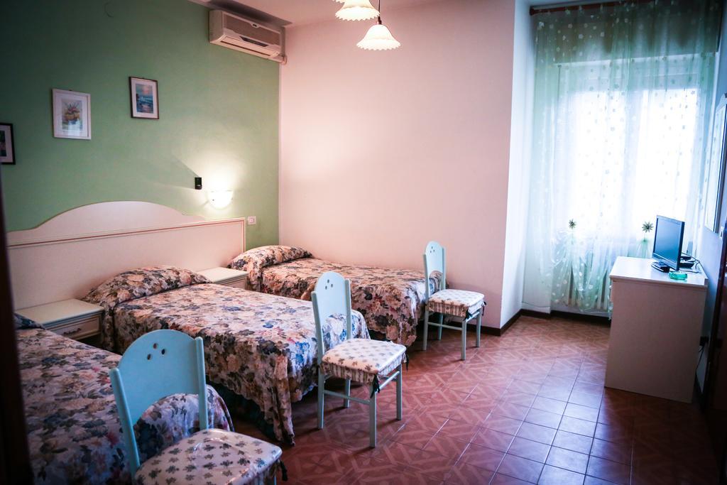 Hotel Ausonia Monte Porzio Kültér fotó