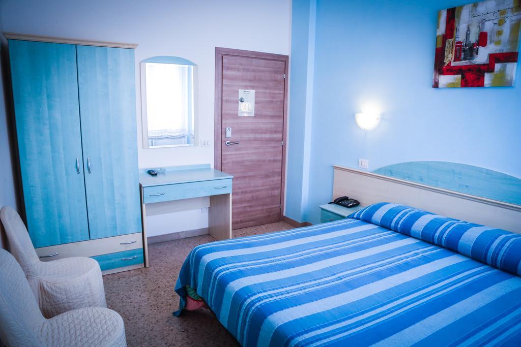 Hotel Ausonia Monte Porzio Kültér fotó