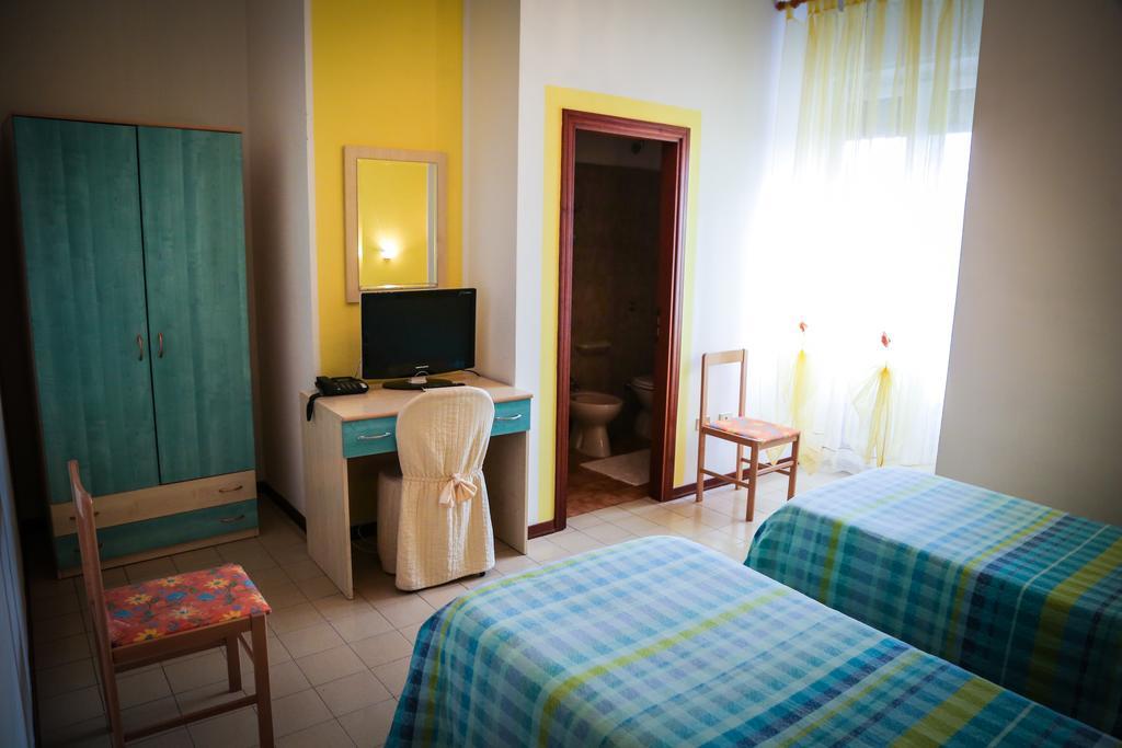 Hotel Ausonia Monte Porzio Kültér fotó