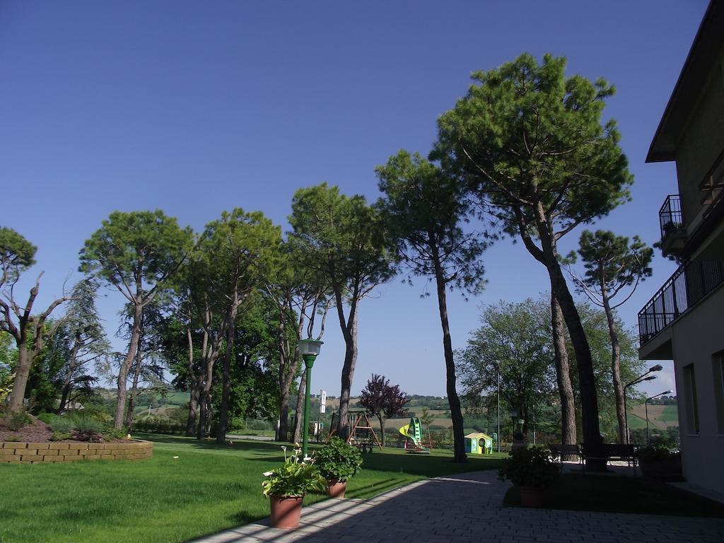 Hotel Ausonia Monte Porzio Kültér fotó