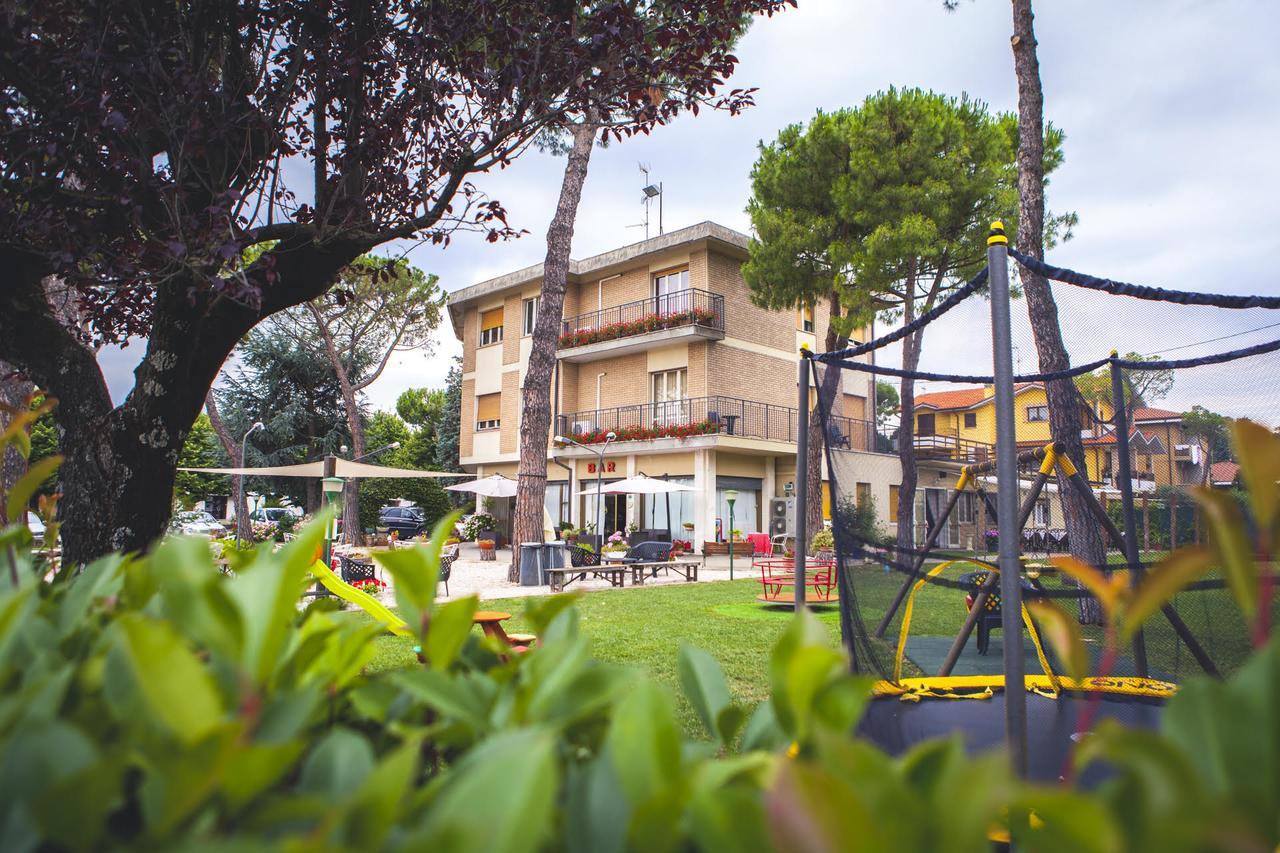 Hotel Ausonia Monte Porzio Kültér fotó
