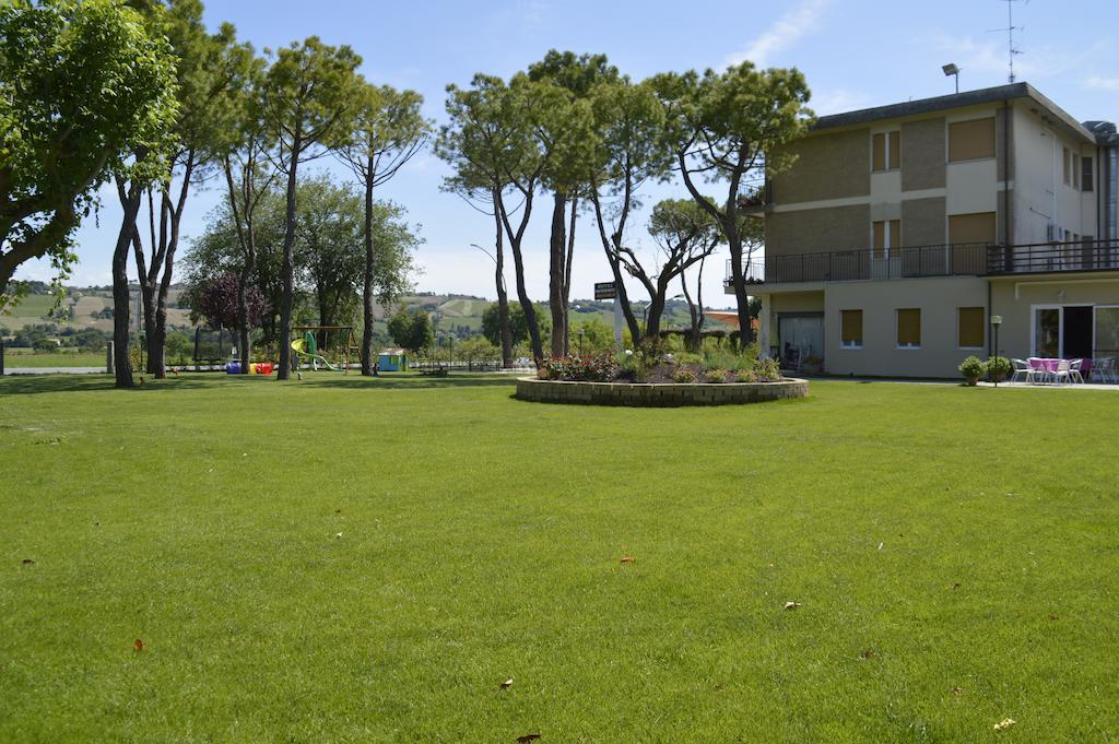 Hotel Ausonia Monte Porzio Kültér fotó