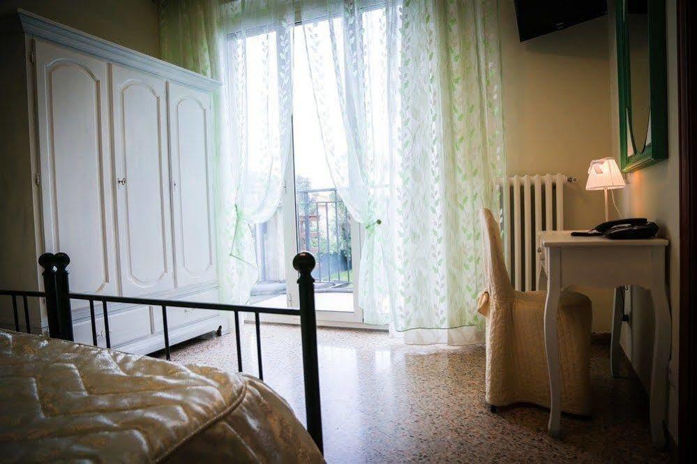 Hotel Ausonia Monte Porzio Kültér fotó