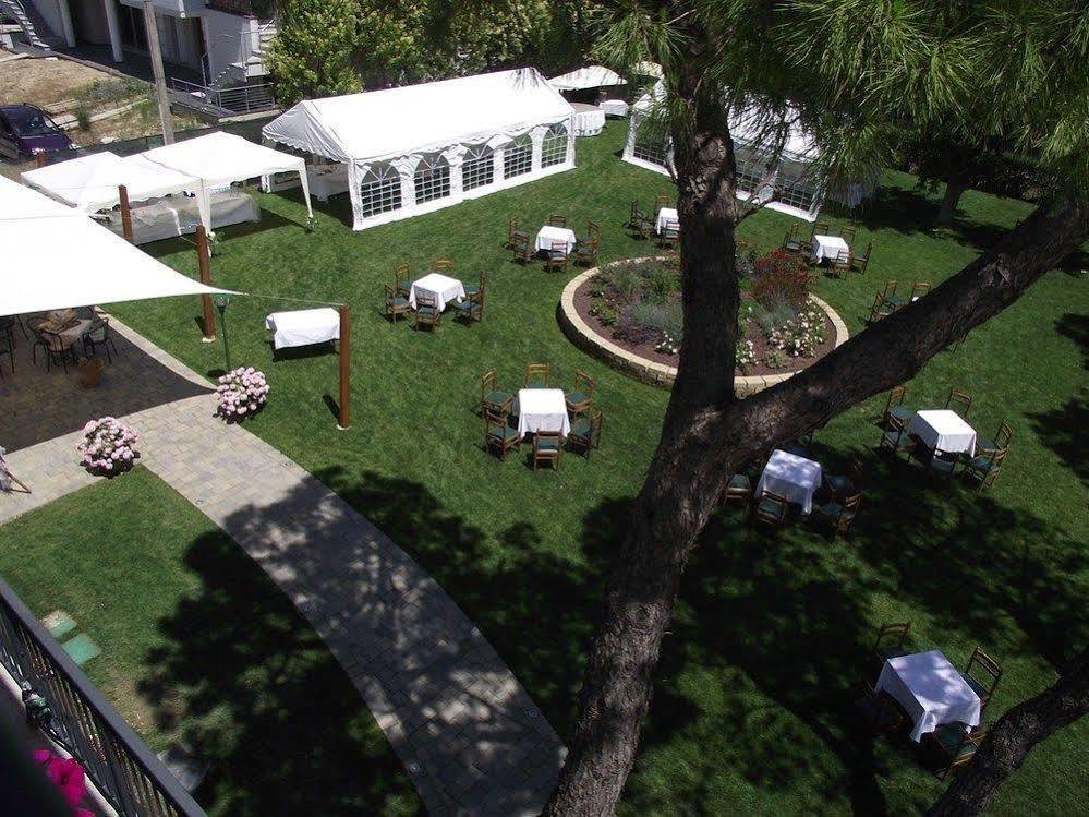 Hotel Ausonia Monte Porzio Kültér fotó